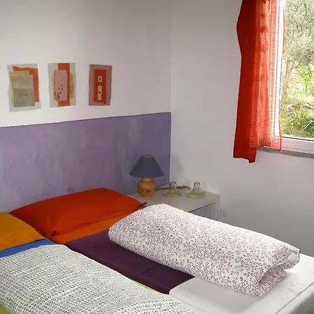 Melograno House 阿拉西奥
